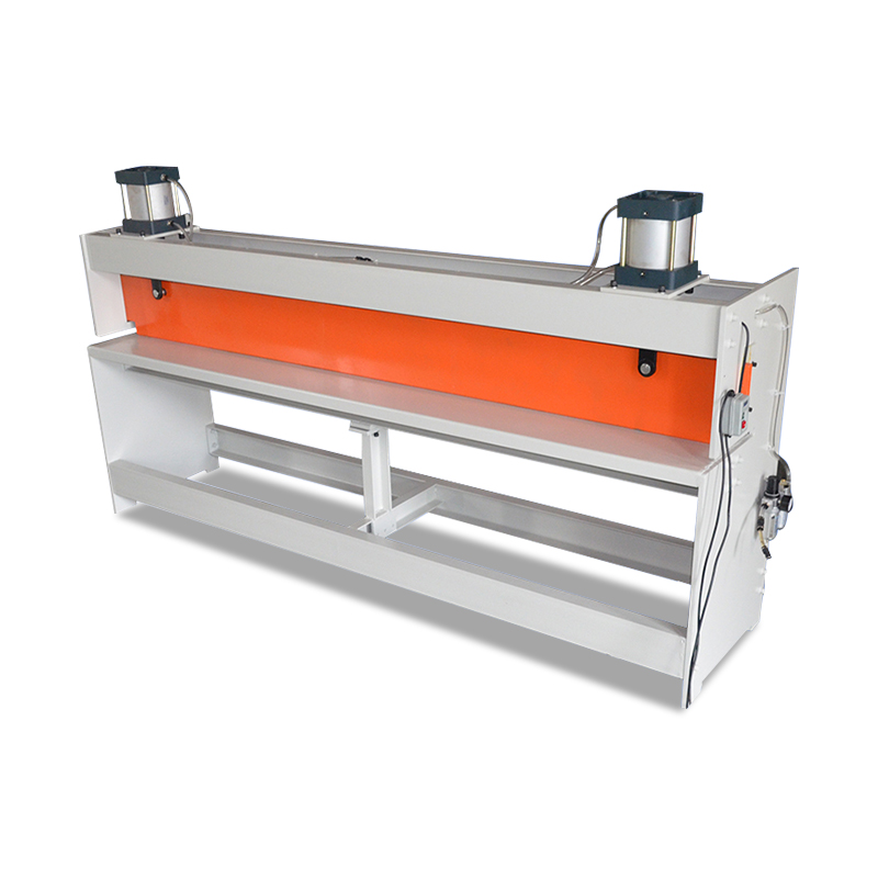 Pneumatic creasing machine